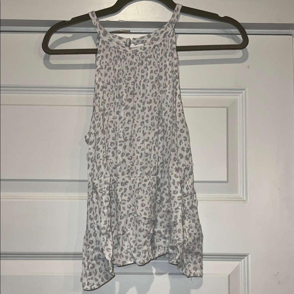 Gray and pink Leopard Print flowy top